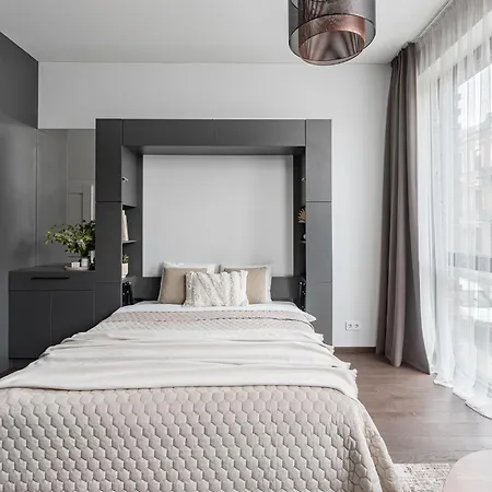 Old Town Renaissance 2 Апартаменты Вильнюс